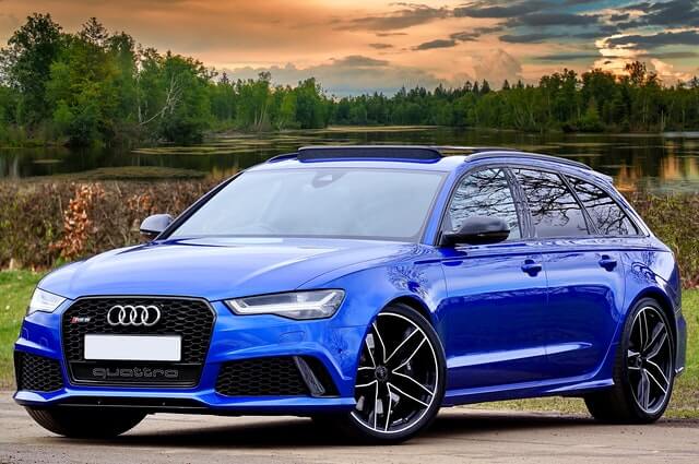 /static/media/blue-audi.d75c63a4.jpg
