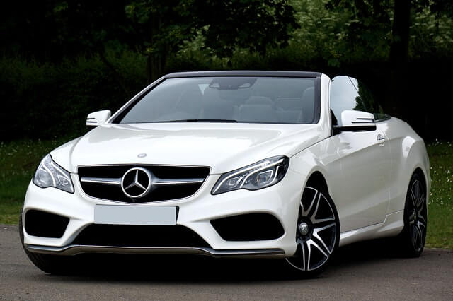 /static/media/mercedes-amg.d49e6027.jpg
